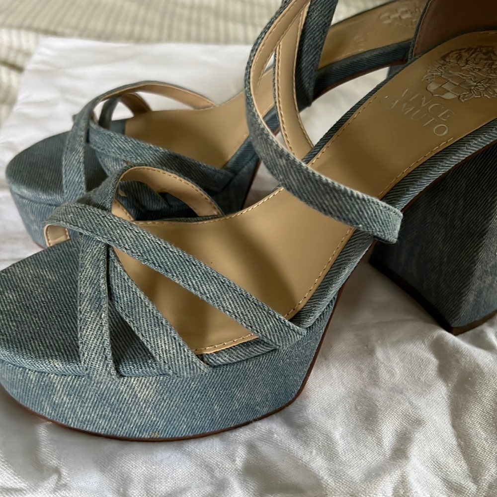 Denim EUC Vince Camuto Chunky Heels